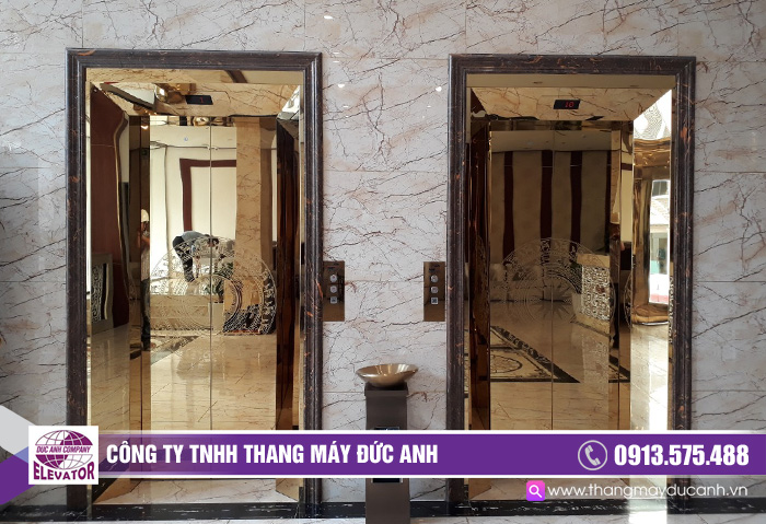 Các mẫu thang máy inox gương vàng đẹp, sang trọng nhất 2020