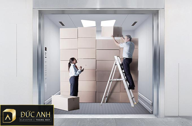 Thang máy tải hàng là phương tiện không thể thiếu trong các nhà máy, kho hàng, khu công nghiệp, nhà hàng…