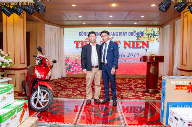 thang máy đức anh tiệc tất niên 2018