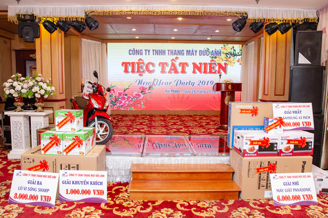 thang máy đức anh chương trình tất niên 2018