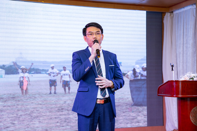 thang máy đức anh chương trình tất niên 2018