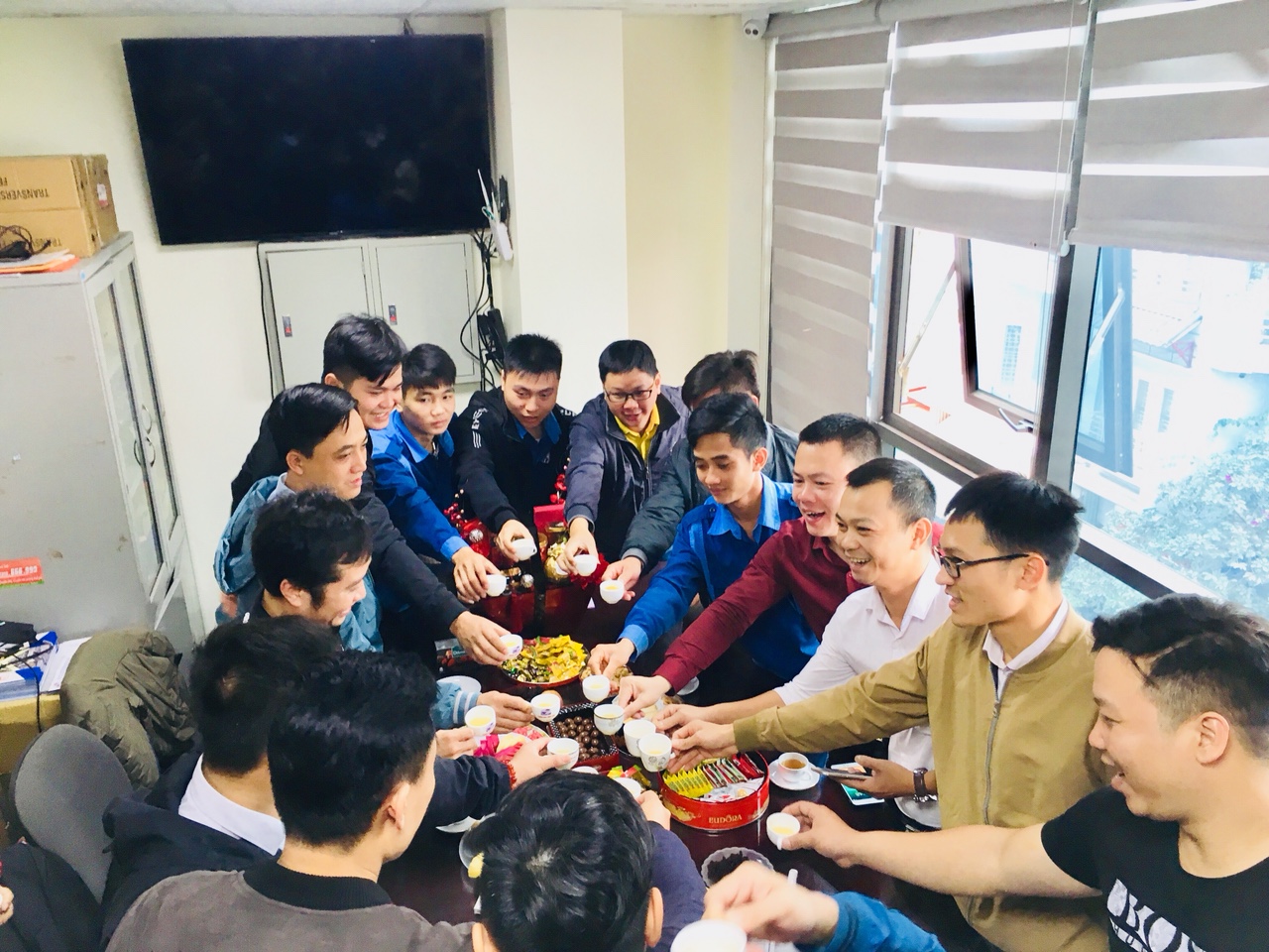 khai xuân kỷ hợi 2019 tại thang máy Đức Anh