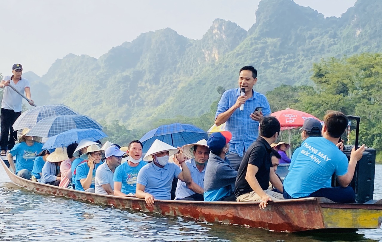 Chuyến đi mang đến nhiều ý nghĩa khiến cho ai ai cũng rạng ngời