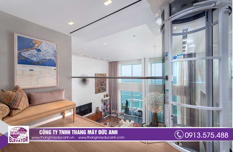 Thang máy lồng kính tròn sang trọng với thiết kế độc đáo, thời thượng
