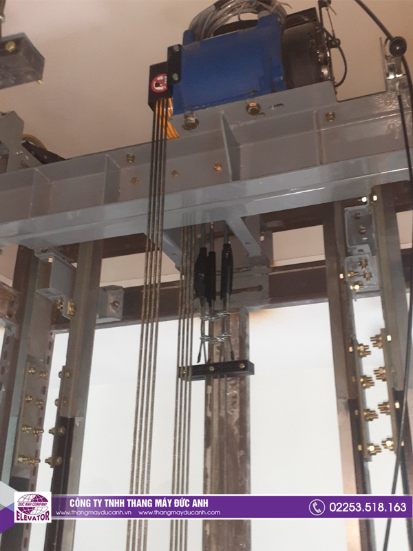 Linh kiện thang máy được cam kết nhập khẩu chính hãng, có các chứng từ kiểm định chất lượng, nguồn gốc