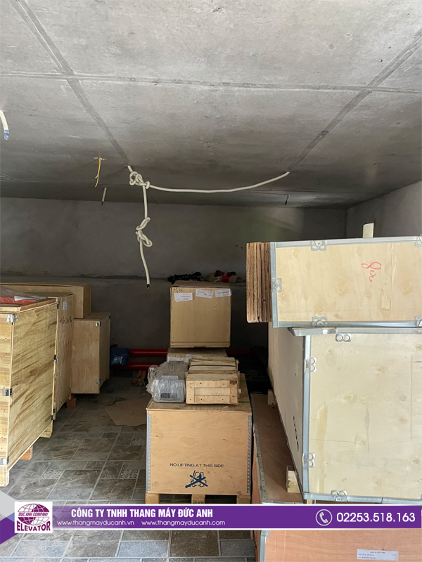 Nhà phố 7 tầng được trang bị thang máy chính hãng nhập khẩu từ nước ngoài
