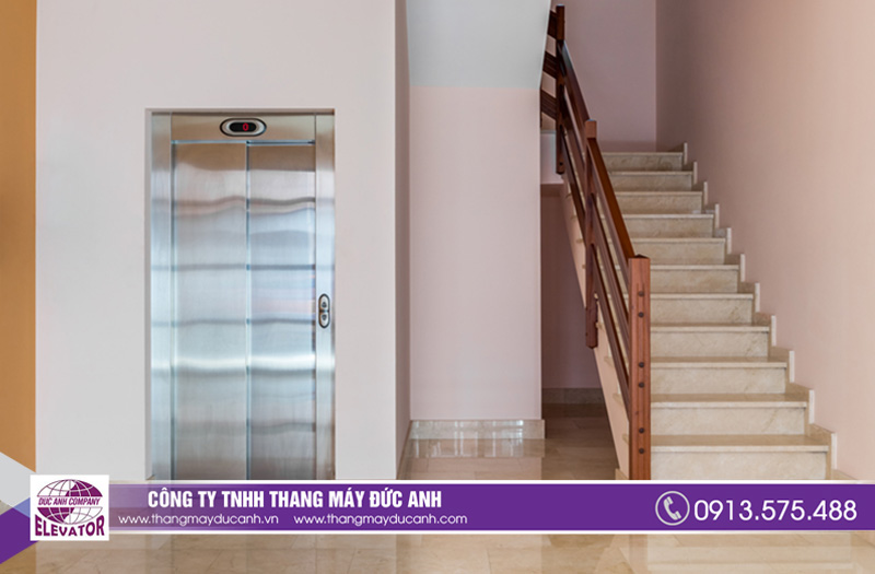 Đội ngũ nhân viên Thang máy Đức Anh tổ chức lắp đặt thang máy gia đình chuyên nghiệp, tận tân