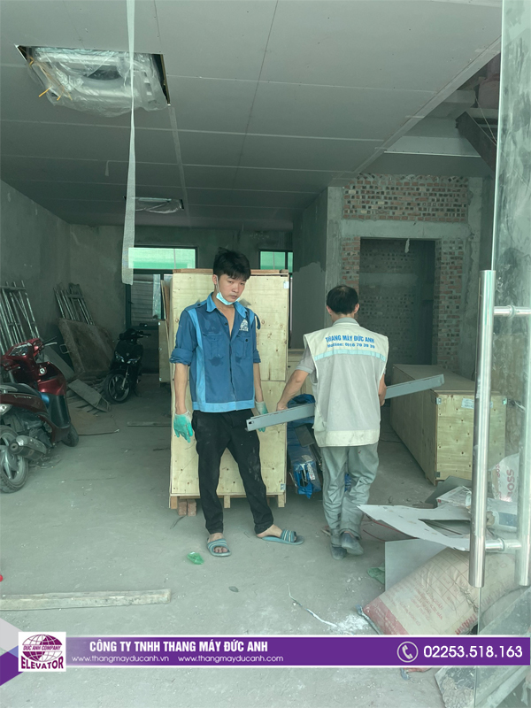 Chủ đầu tư lựa chọn thang máy gia đình 350kg với động cơ Torin (Thái Lan)