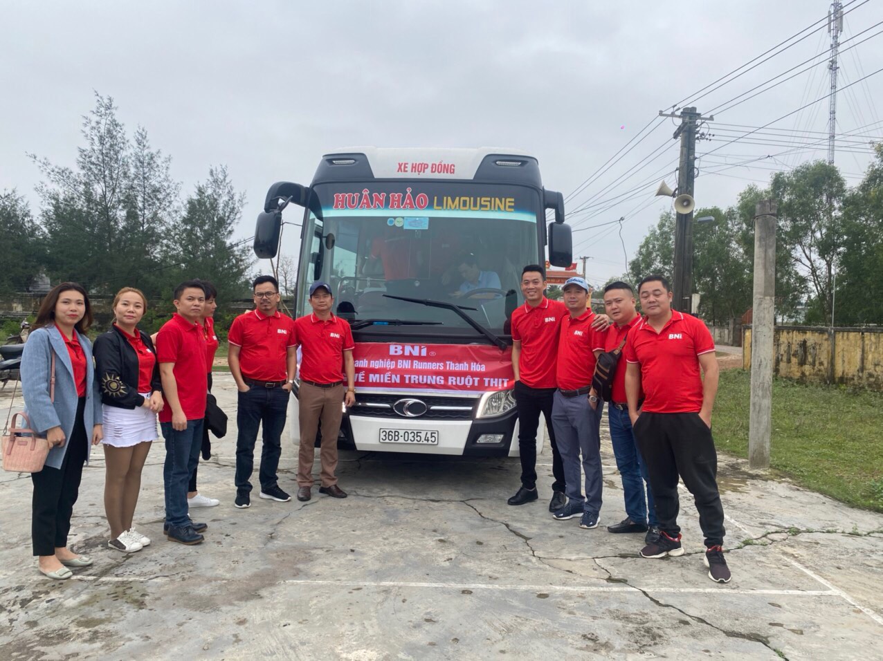Thang máy Đức Anh đồng hành cùng cùng hội doanh nghiệp BNI tham gia chương trình từ thiện "Hướng về miền Trung ruột thịt "
