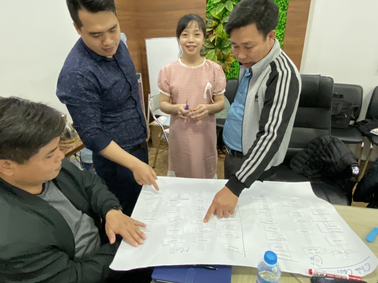 Các nhóm đều rất hào hứng để thể hiện những ý tưởng riêng