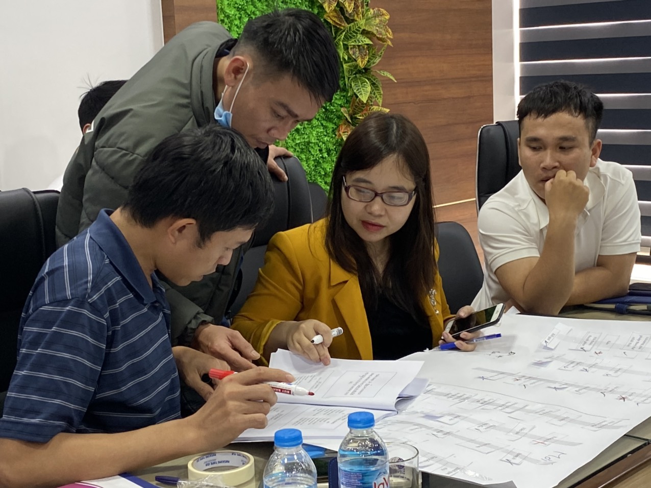 Các nhóm đều rất hào hứng để thể hiện những ý tưởng riêng