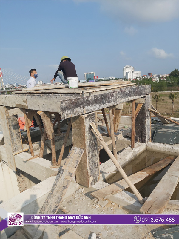 Hình ảnh thi công thực tế của dự án lắp đặt thang máy tải khách tại Hải Phòng