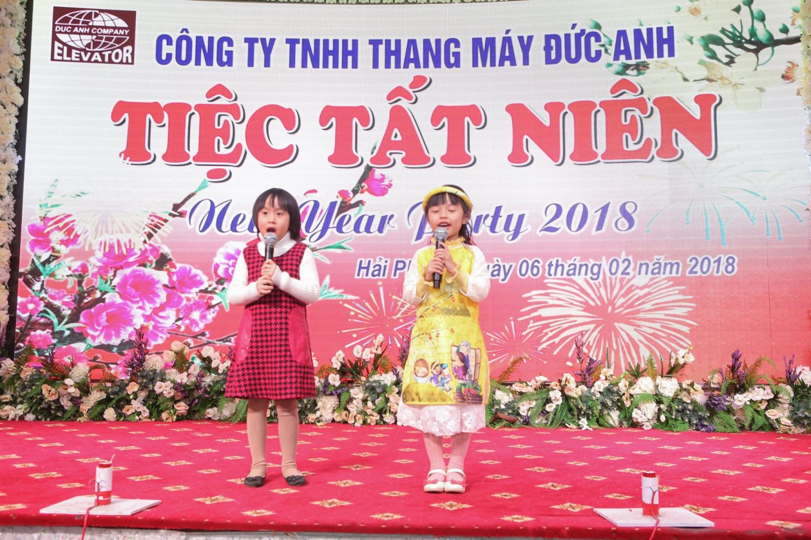 tiệc tất niên cuối năm