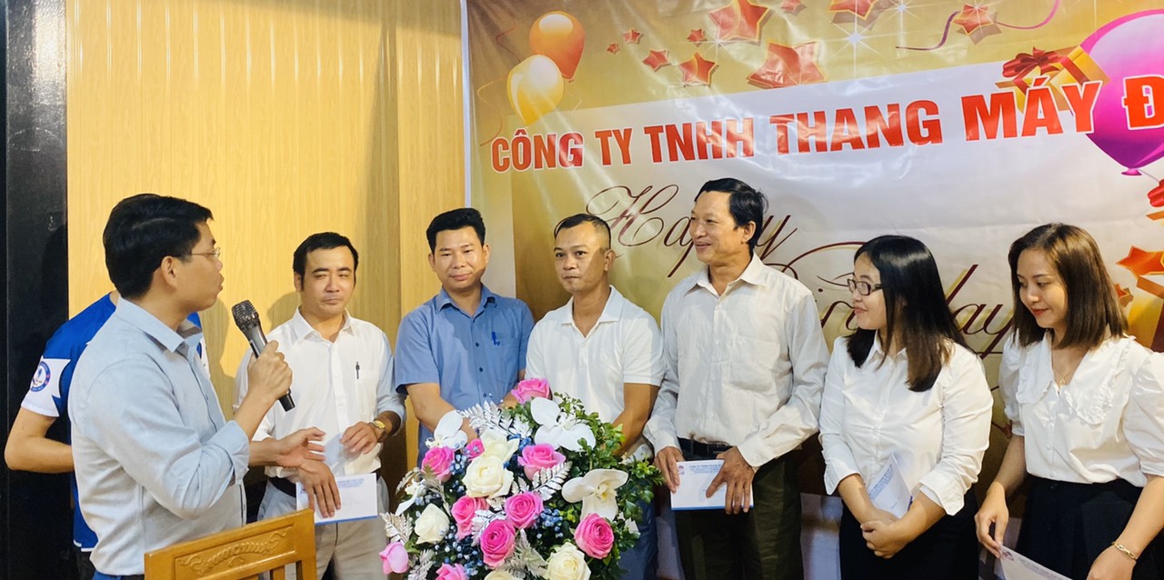 sinh nhật CBNV quý 3 công ty thang máy Đức Anh