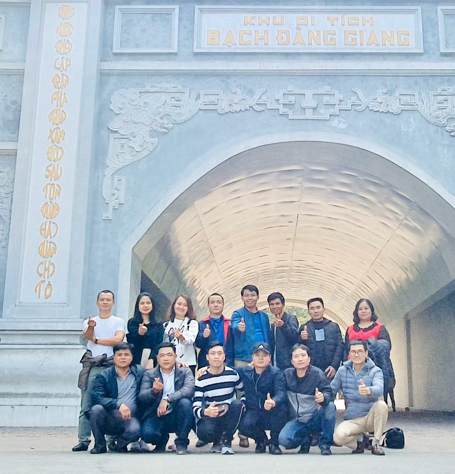 Thang máy Đức Anh: Du xuân, cầu phúc đầu năm Canh Tý 2020