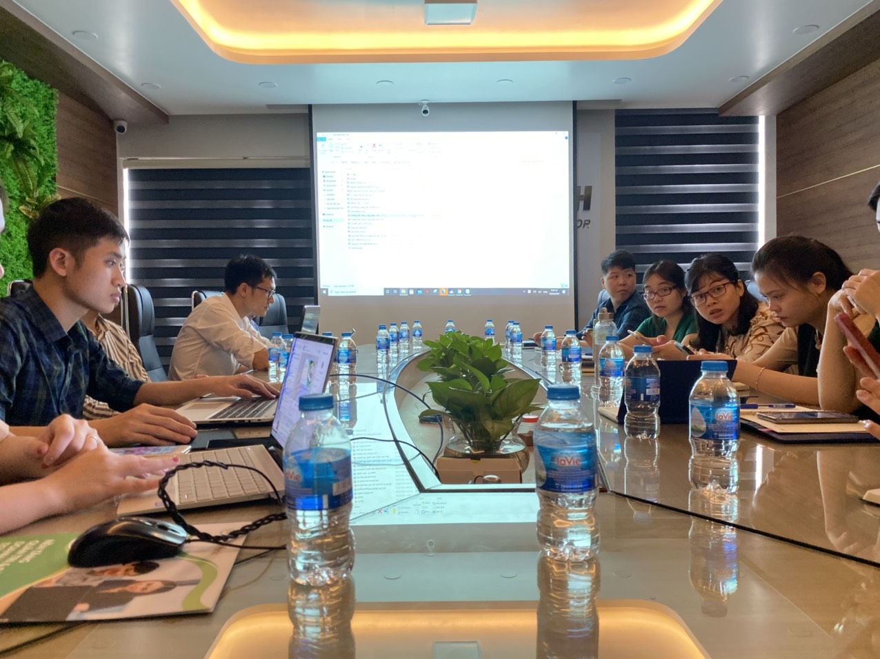 Áp dụng phầm mềm quản lí công việc Fastwork sẽ giúp nâng cao hiệu suất của doanh nghiệp